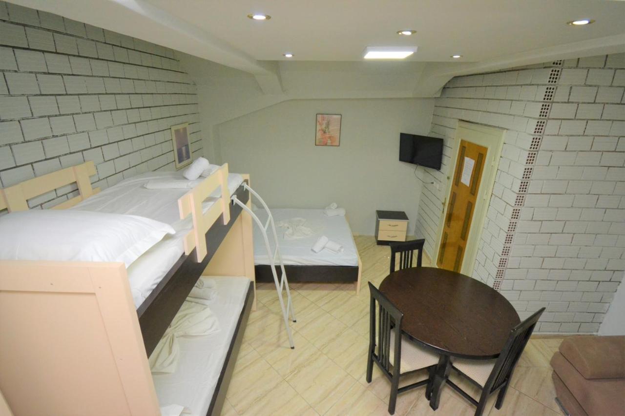 Jonian Central Condos ساراندا المظهر الخارجي الصورة